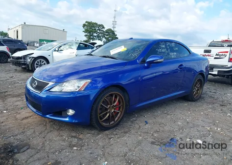 2010 Lexus Is 350C z USA, uszkodzony, nr VIN JTHFE2C26A2500818